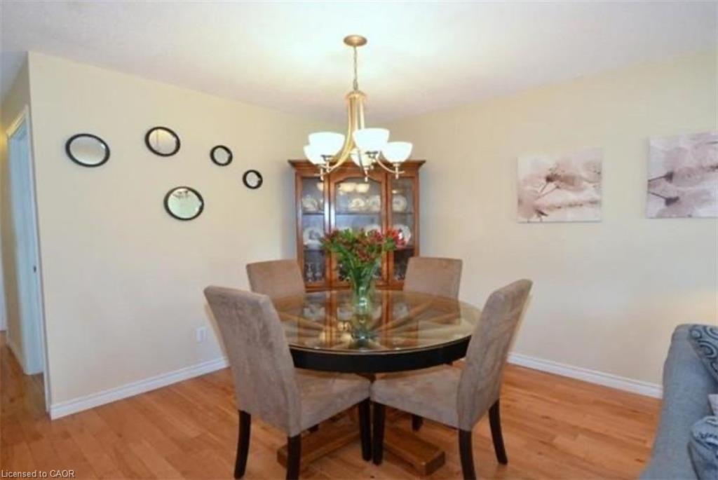 370 East 24Th Street, Hamilton, ON - Indoor Photo Showing Dining Room