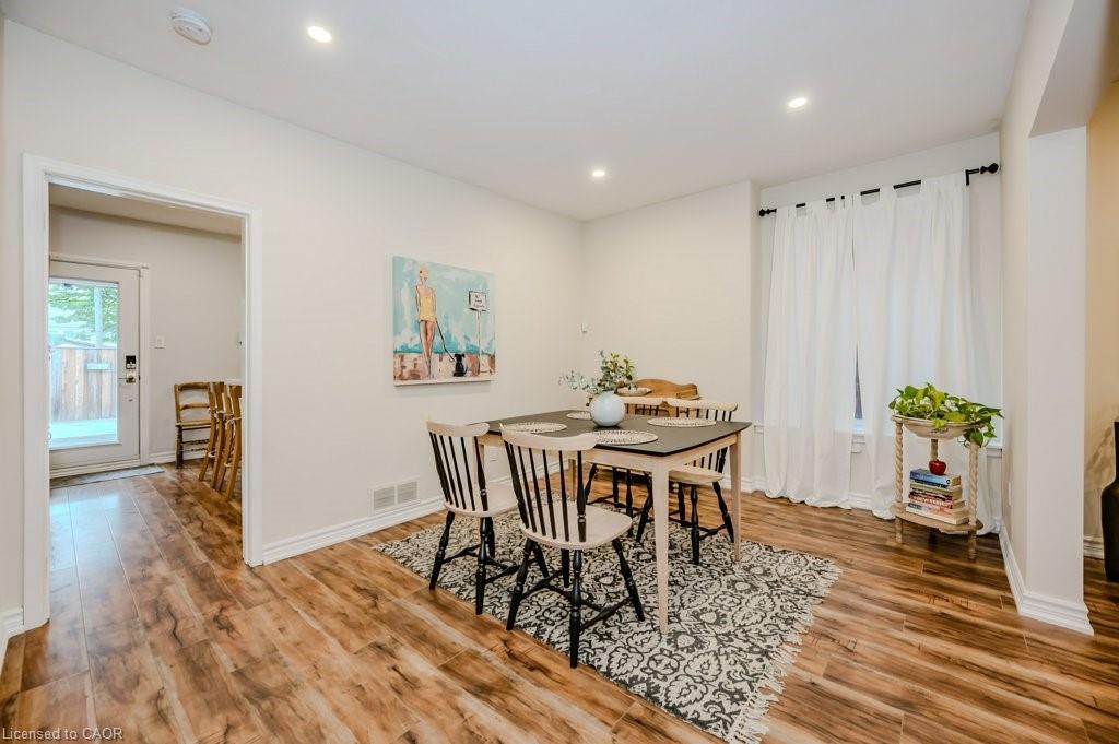 63 Beechwood Avenue, Hamilton, ON - Indoor Photo Showing Dining Room