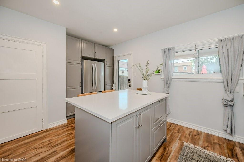 63 Beechwood Avenue, Hamilton, ON - Indoor