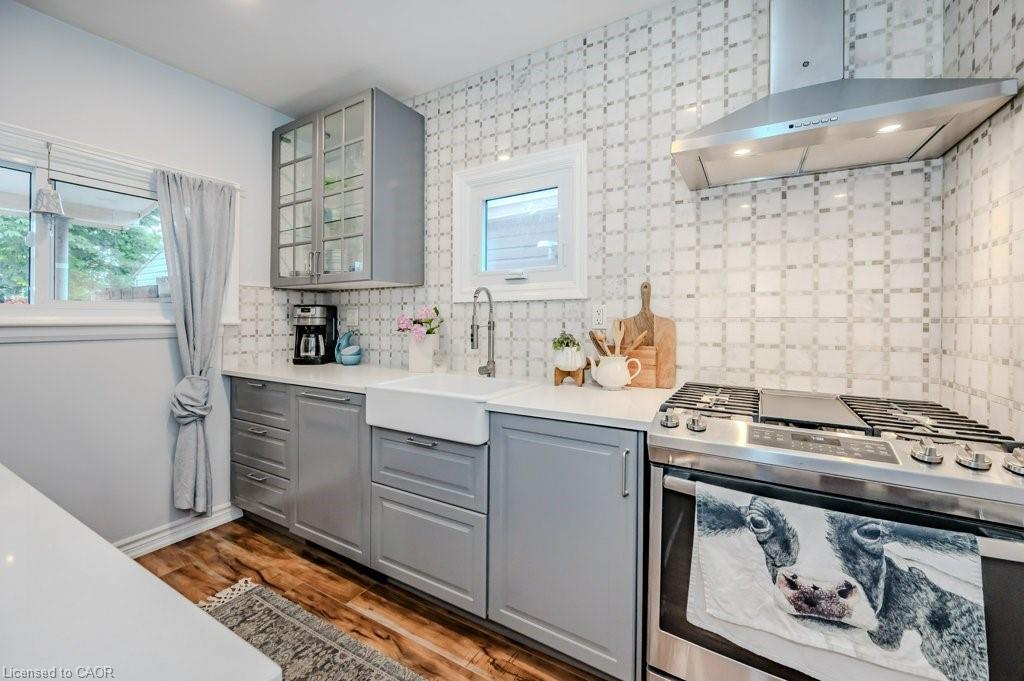 63 Beechwood Avenue, Hamilton, ON - Indoor Photo Showing Kitchen