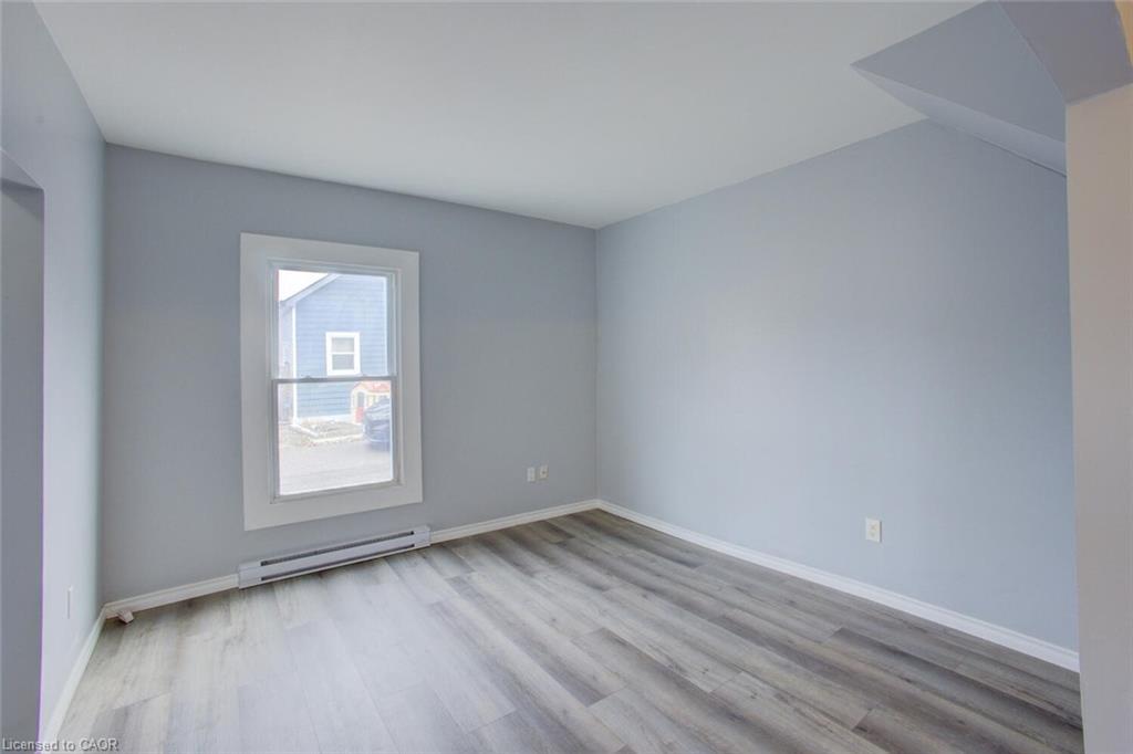 17 William Lane, Woodstock, ON - Indoor Photo Showing Other Room