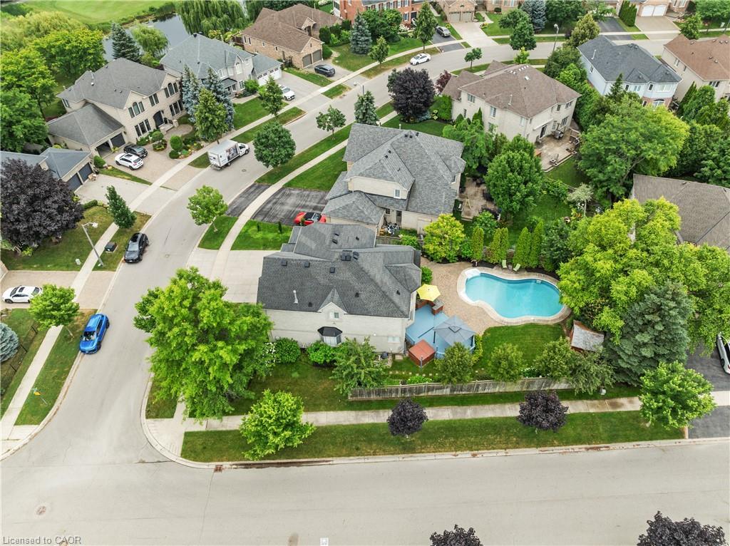 2531 Hogan Court, Burlington, ON - Outdoor With View