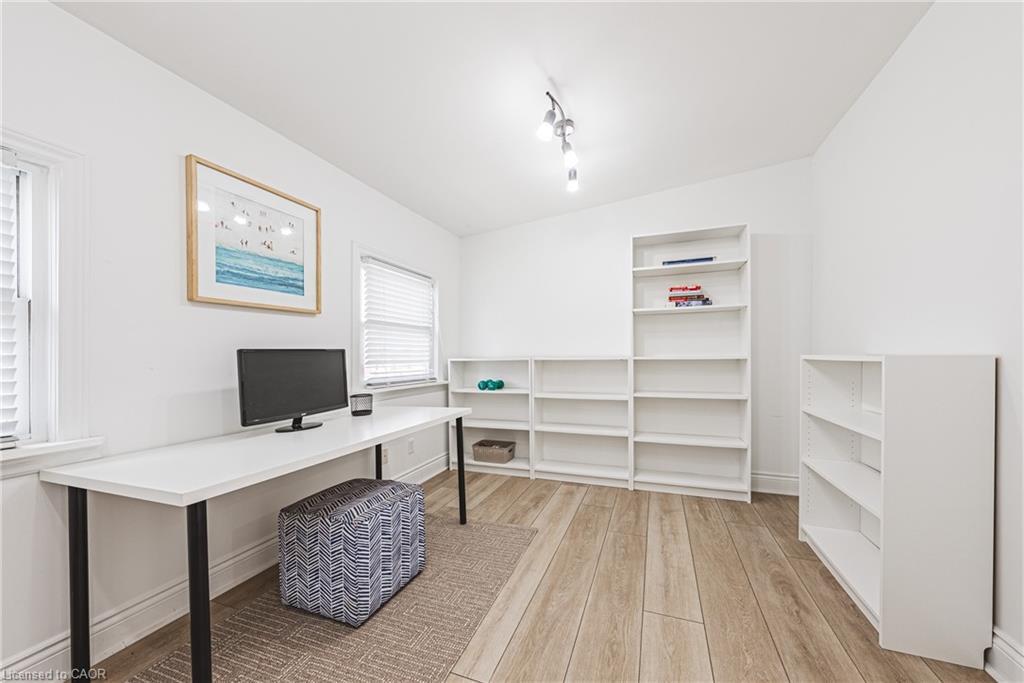 258 West 19Th Street, Hamilton, ON - Indoor Photo Showing Office