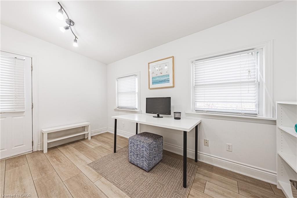258 West 19Th Street, Hamilton, ON - Indoor Photo Showing Office