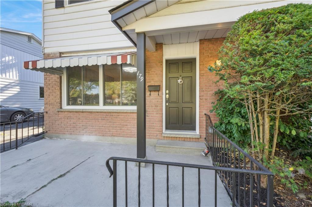 179 Traynor Avenue, Kitchener, ON - Outdoor With Exterior