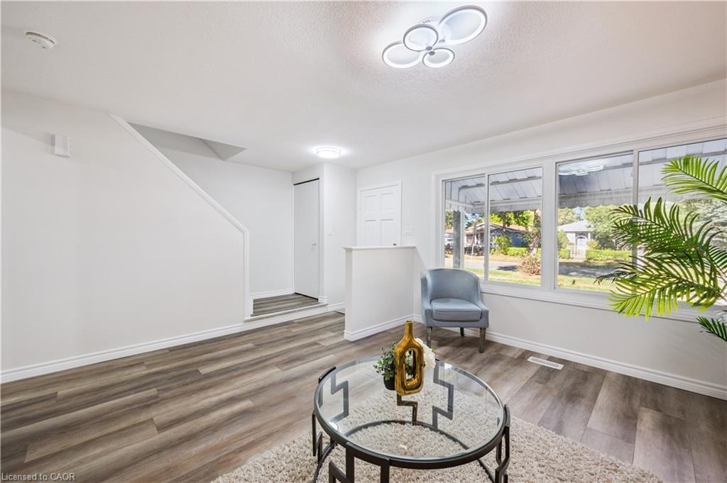 179 Traynor Avenue, Kitchener, ON - Indoor