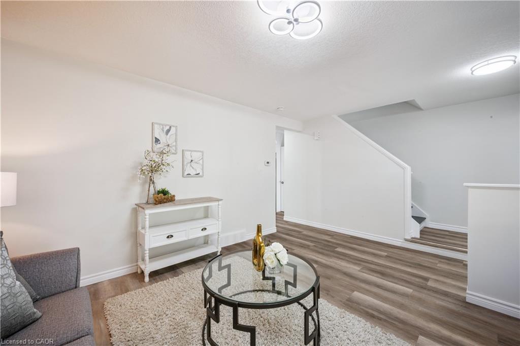 179 Traynor Avenue, Kitchener, ON - Indoor Photo Showing Other Room