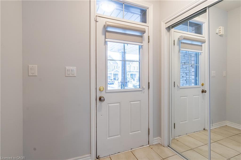 49 Ever Sweet Way, Thorold, ON - Indoor Photo Showing Other Room