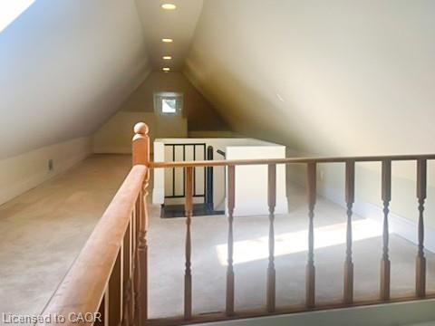 2 Upper-148 Grant Avenue, Hamilton, ON - Indoor Photo Showing Other Room