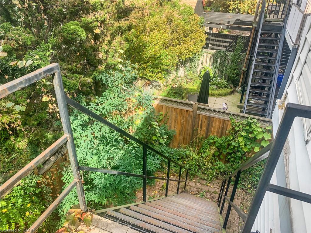 2 Upper-148 Grant Avenue, Hamilton, ON - Outdoor With Deck Patio Veranda