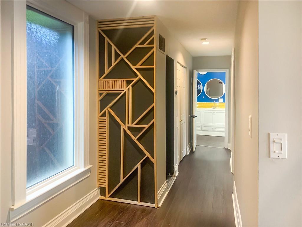 2 Upper-148 Grant Avenue, Hamilton, ON - Indoor Photo Showing Other Room
