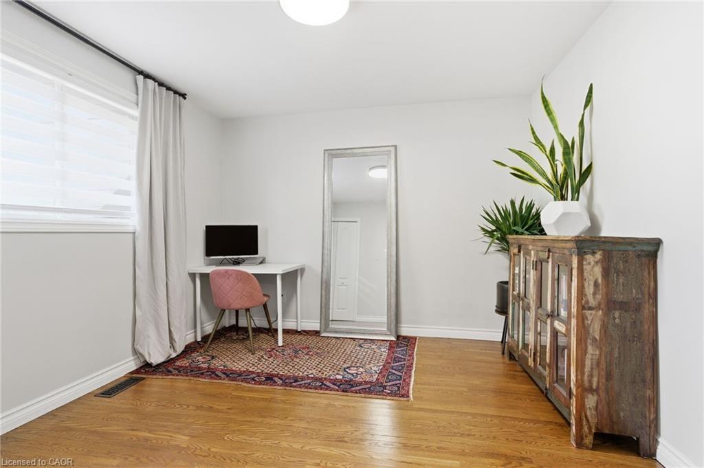 78 Ackland Street, Stoney Creek, ON - Indoor Photo Showing Other Room