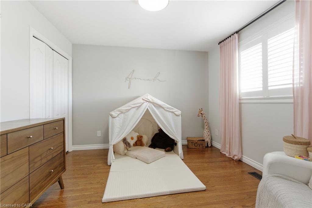 78 Ackland Street, Stoney Creek, ON - Indoor Photo Showing Bedroom
