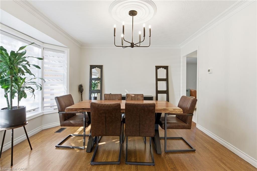 78 Ackland Street, Stoney Creek, ON - Indoor Photo Showing Dining Room