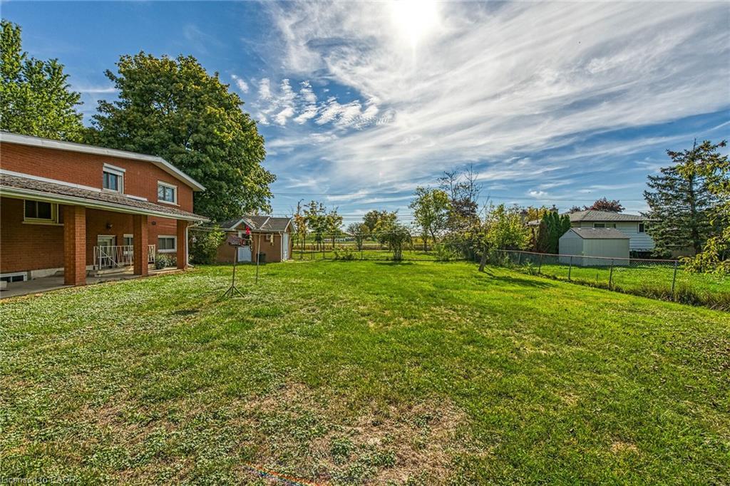 5 Third Road E, Stoney Creek, ON - Outdoor