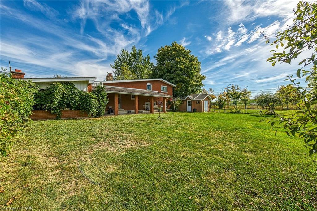 5 Third Road E, Stoney Creek, ON - Outdoor