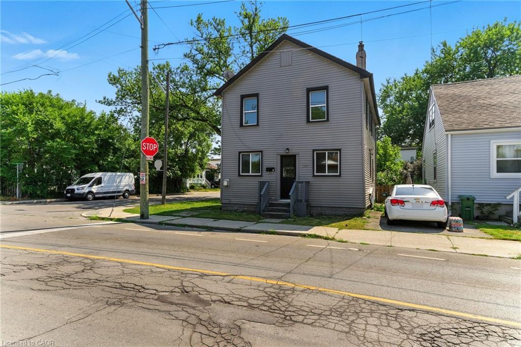 510 Britannia Avenue, Hamilton, ON - Outdoor