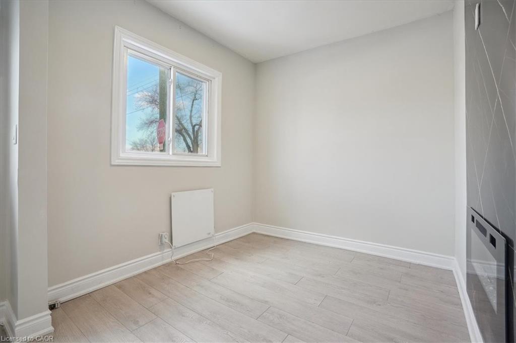 510 Britannia Avenue, Hamilton, ON - Indoor Photo Showing Other Room