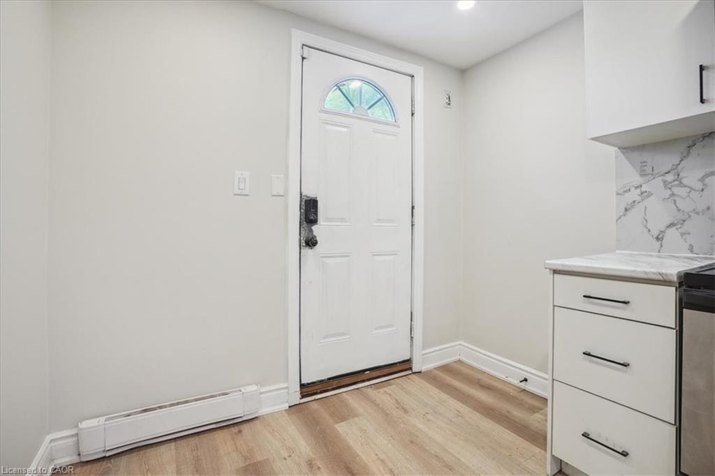 510 Britannia Avenue, Hamilton, ON - Indoor Photo Showing Other Room