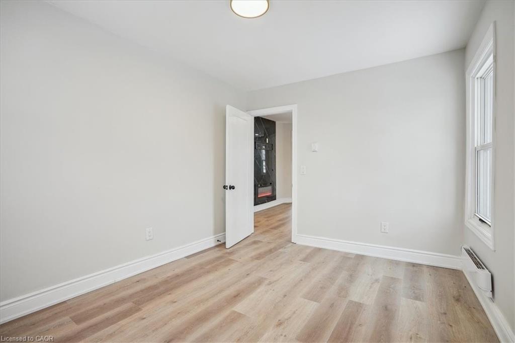 510 Britannia Avenue, Hamilton, ON - Indoor Photo Showing Other Room