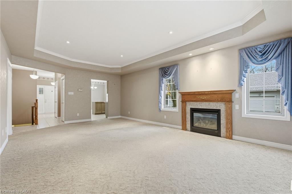 51-34 Southbrook Drive, Binbrook, ON - Indoor With Fireplace