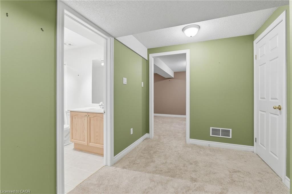 51-34 Southbrook Drive, Binbrook, ON - Indoor Photo Showing Other Room