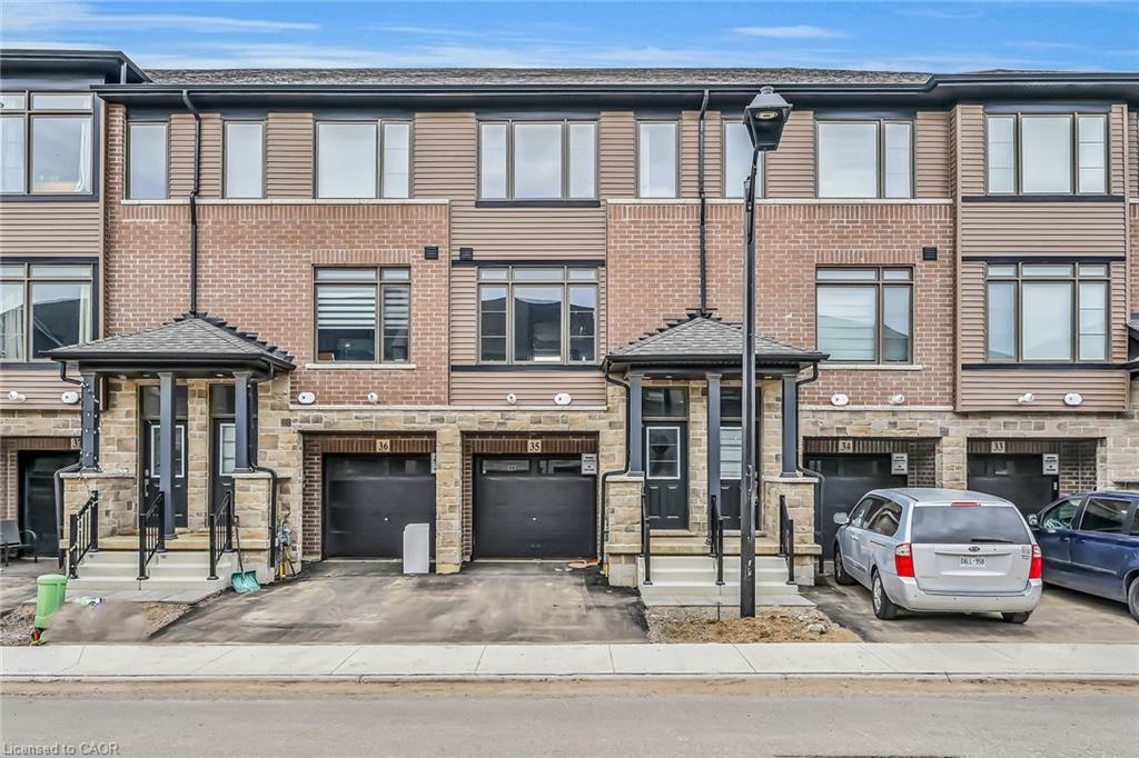 35-120 Court Drive, Paris, ON - Outdoor With Facade