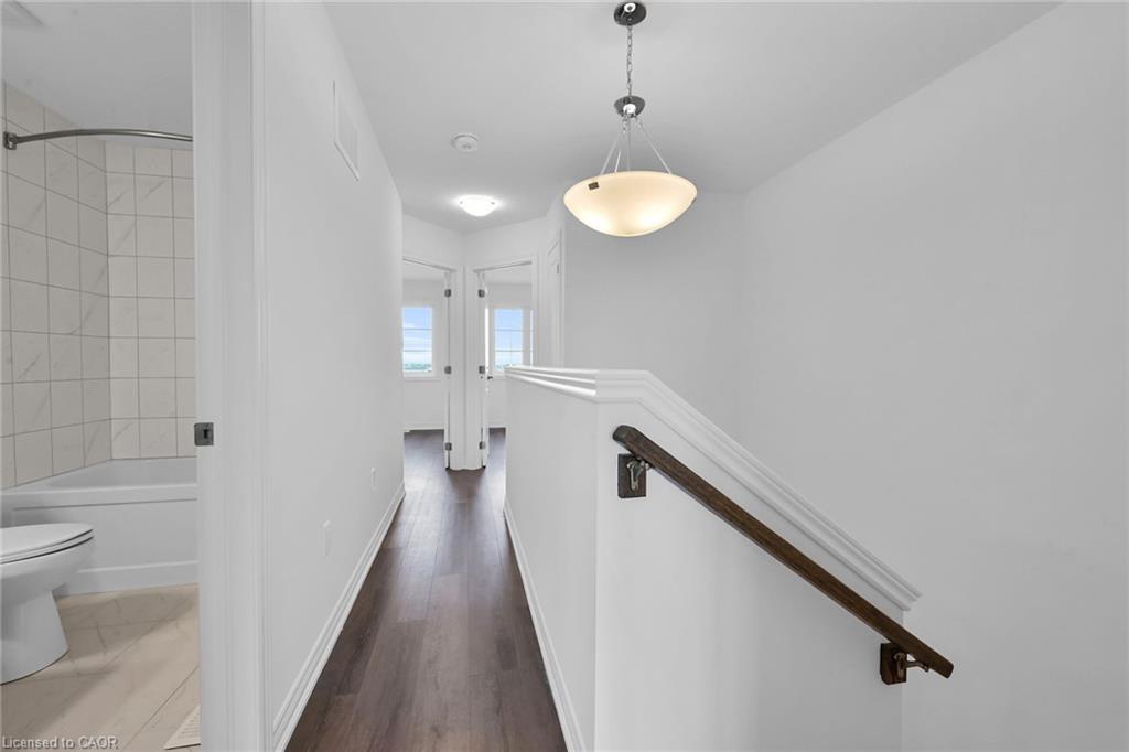 35-120 Court Drive, Paris, ON - Indoor