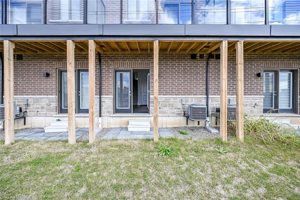 35-120 Court Drive, Paris, ON - Outdoor With Deck Patio Veranda