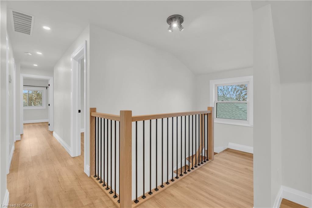 2-22 Ash Street, Kitchener, ON - Indoor Photo Showing Other Room