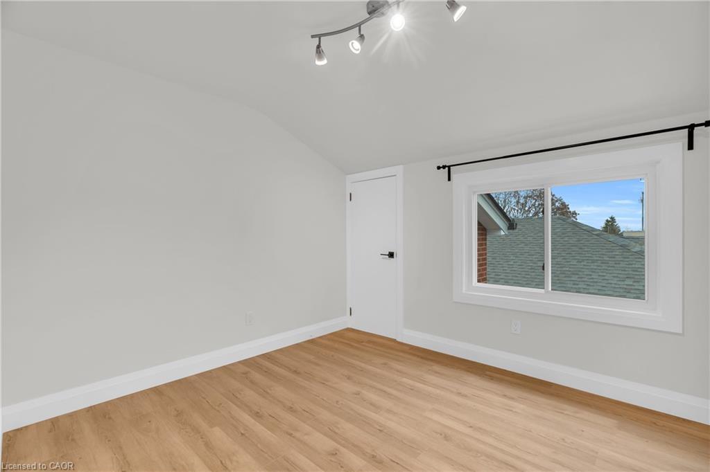 2-22 Ash Street, Kitchener, ON - Indoor Photo Showing Other Room