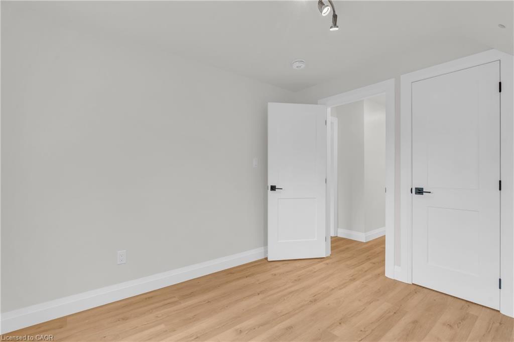 2-22 Ash Street, Kitchener, ON - Indoor Photo Showing Other Room