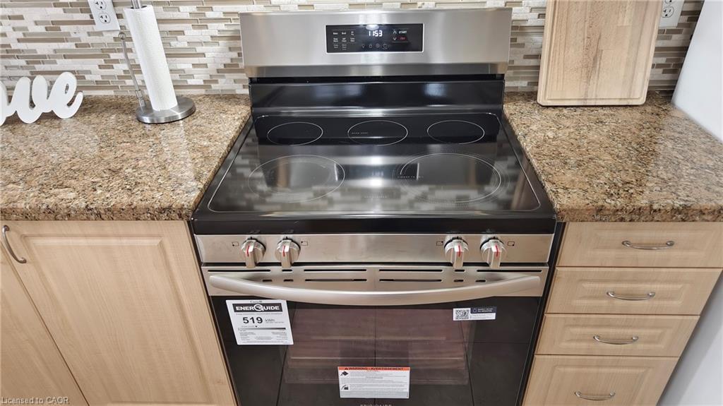 3492 Bala Drive, Mississauga, ON - Indoor Photo Showing Kitchen With Double Sink