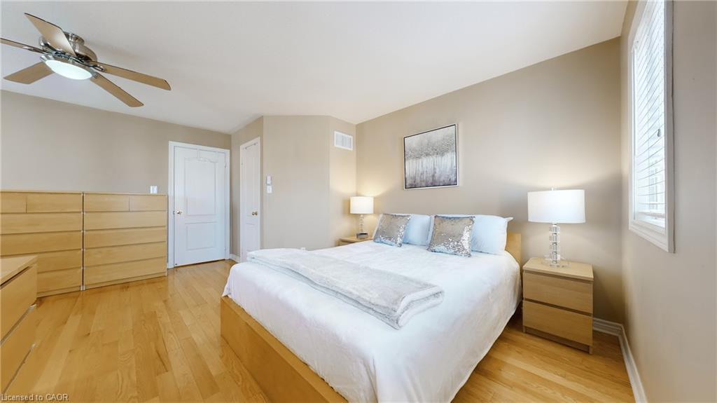 3492 Bala Drive, Mississauga, ON - Indoor Photo Showing Bedroom