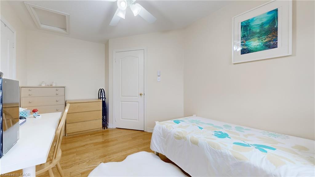 3492 Bala Drive, Mississauga, ON - Indoor Photo Showing Bedroom