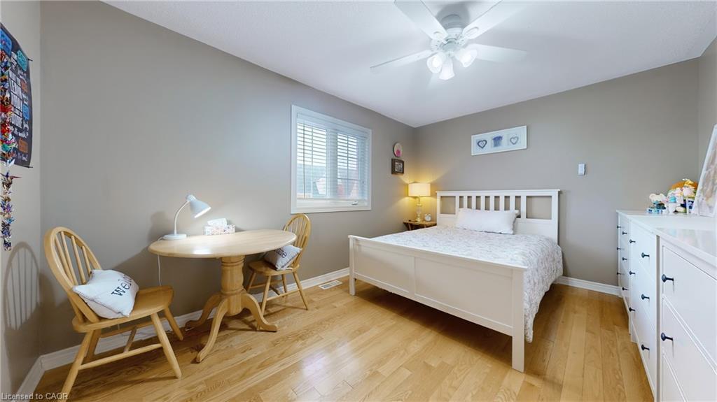 3492 Bala Drive, Mississauga, ON - Indoor Photo Showing Bedroom