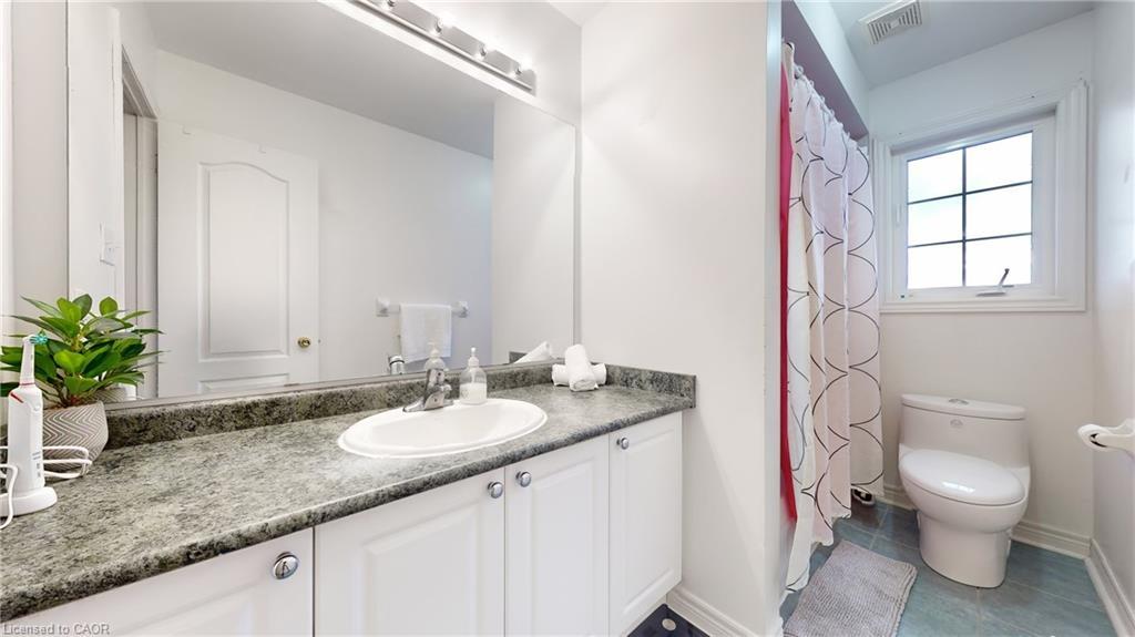 3492 Bala Drive, Mississauga, ON - Indoor Photo Showing Bathroom