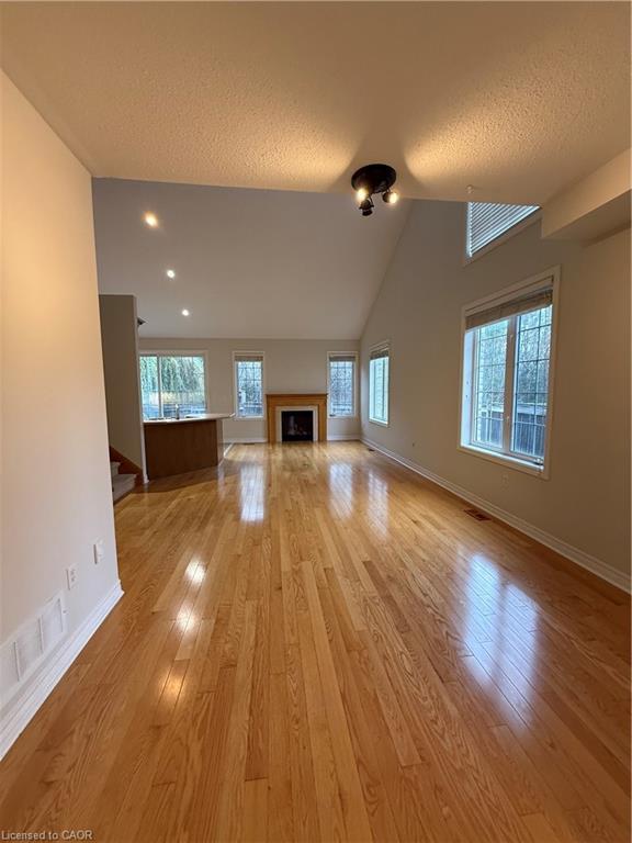 4210 Saunders Crescent, Burlington, ON - Indoor Photo Showing Other Room