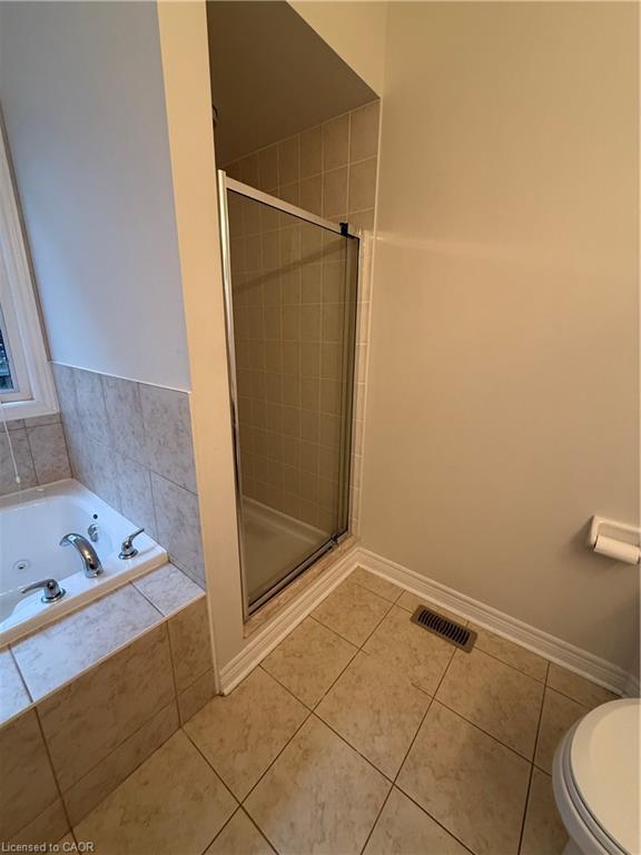 4210 Saunders Crescent, Burlington, ON - Indoor Photo Showing Bathroom