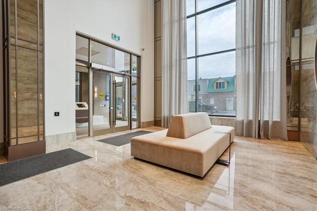 1201-2007 James Street, Burlington, ON - Indoor