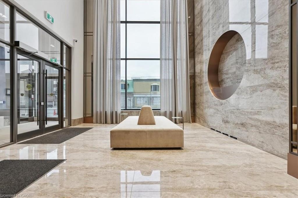 1201-2007 James Street, Burlington, ON - Indoor Photo Showing Other Room