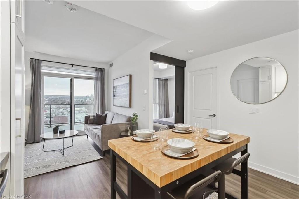 1201-2007 James Street, Burlington, ON - Indoor Photo Showing Dining Room
