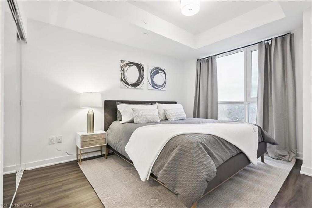 1201-2007 James Street, Burlington, ON - Indoor Photo Showing Bedroom