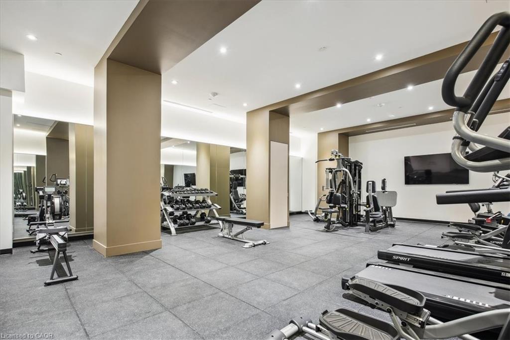 1201-2007 James Street, Burlington, ON - Indoor Photo Showing Gym Room