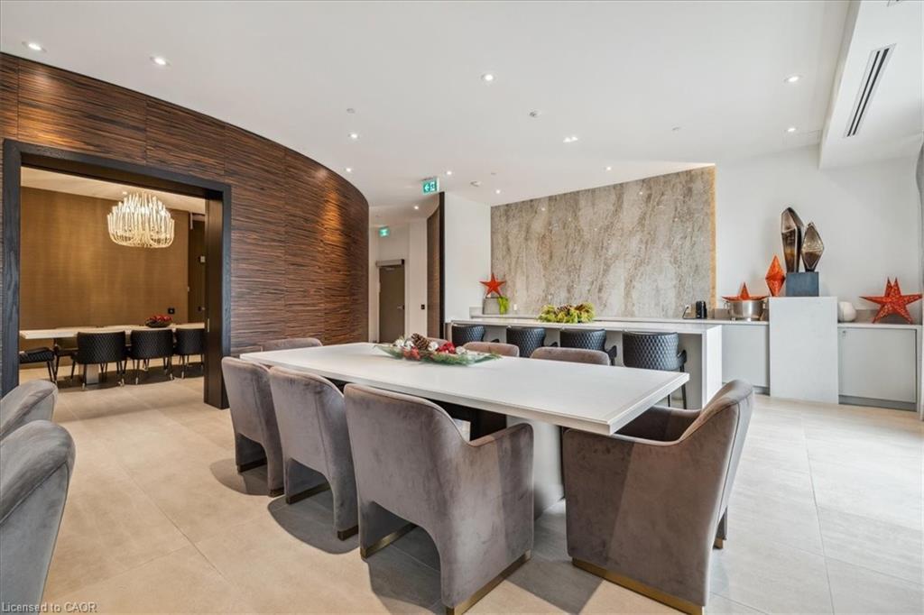 1201-2007 James Street, Burlington, ON - Indoor Photo Showing Other Room