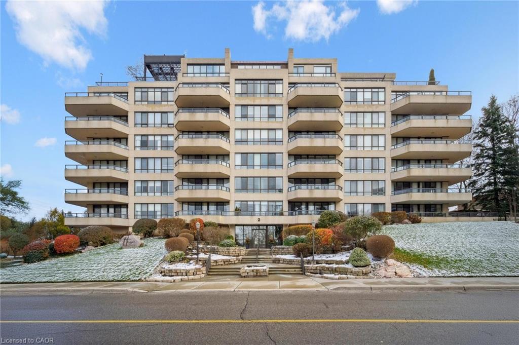 406-2 Lancaster Street E, Kitchener, ON - Outdoor With Balcony With Facade