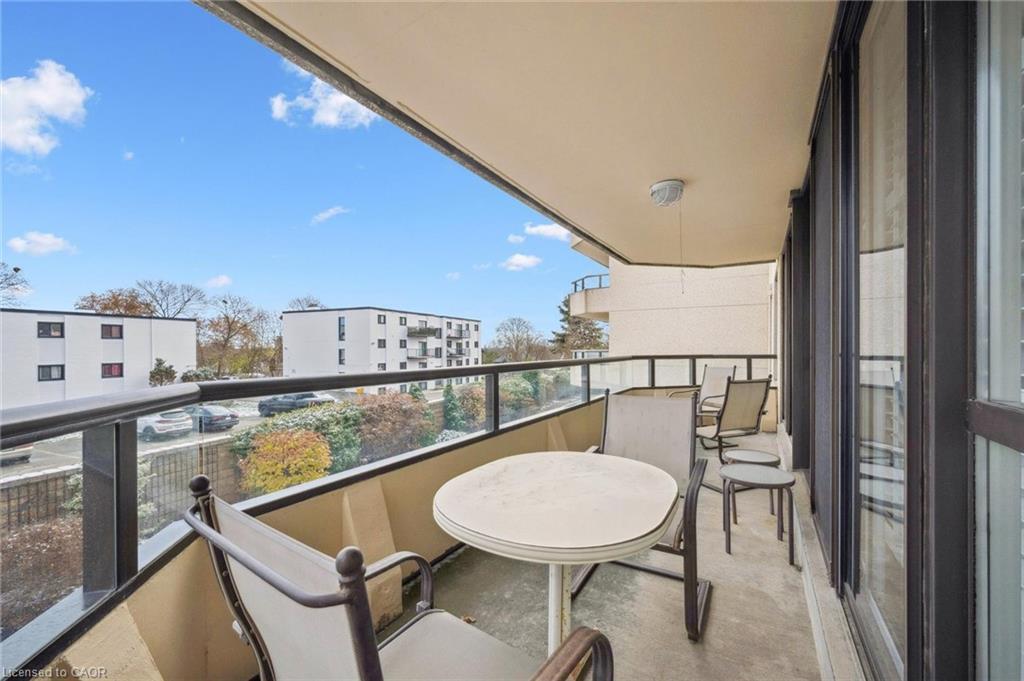 406-2 Lancaster Street E, Kitchener, ON - Outdoor With Balcony With Exterior