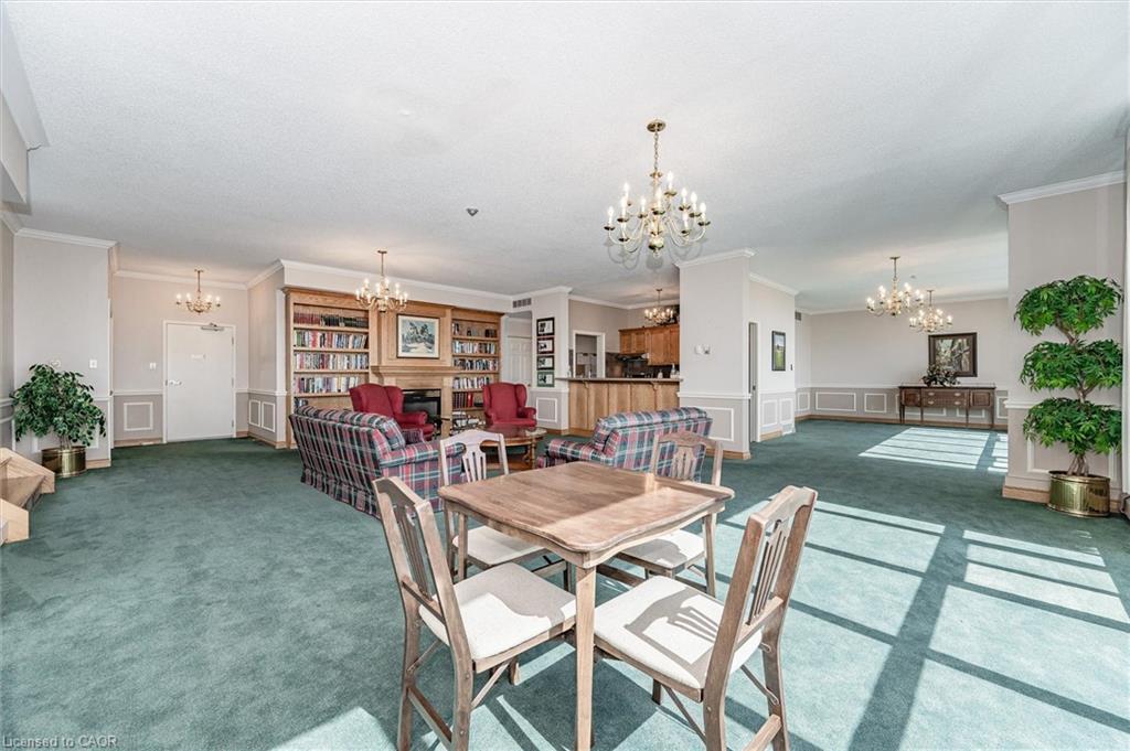 406-2 Lancaster Street E, Kitchener, ON - Indoor