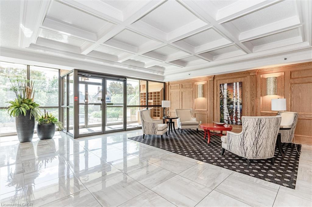 406-2 Lancaster Street E, Kitchener, ON - Indoor Photo Showing Other Room