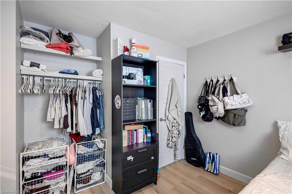 18 Rosewell Street, Hamilton, ON - Indoor